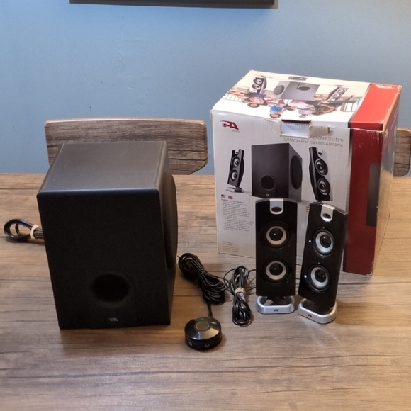 Cyber Acoustics CA-3602 Multimedia Speaker System with Subwoofer - Picture 1 of 5